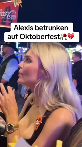 Folgt für premium Clips aus Deutschland🤩✌️#alexisshv #oktoberfest #betrunken #fyp #viral 