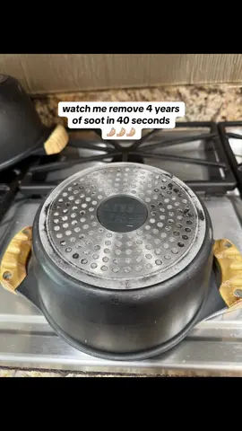 #kitchenessentials from TikTok. I can’t believe this worked this fast!! #kitchencleaninghacks #pancleaner #cleaninghacks 
