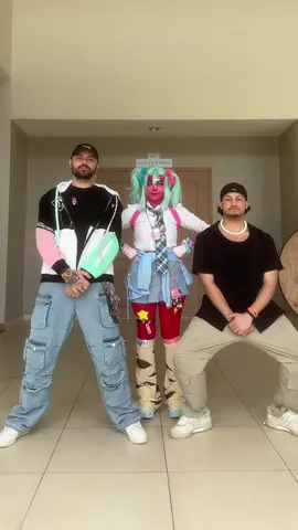 Dont ask how many tries this took us 💀🤣  @Alu.cart @Andy Abrams  #fortnite #psy #nemiacosplay #cosplaydance #meme