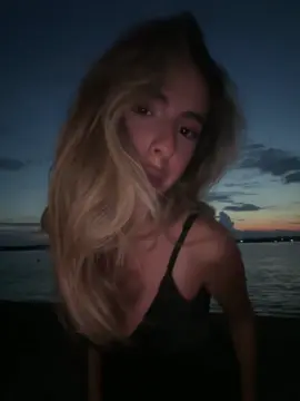 💋