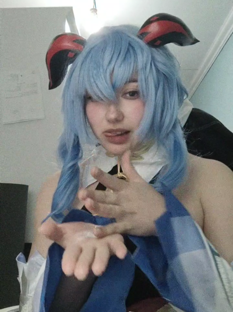 it's about reading a book ok #cosplay #ganyu #ganyucosplay #genshinimpactcosplay #genshinimpact33 