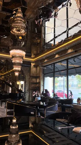 bura Paris deyil, Bakıdır✨🇦🇿