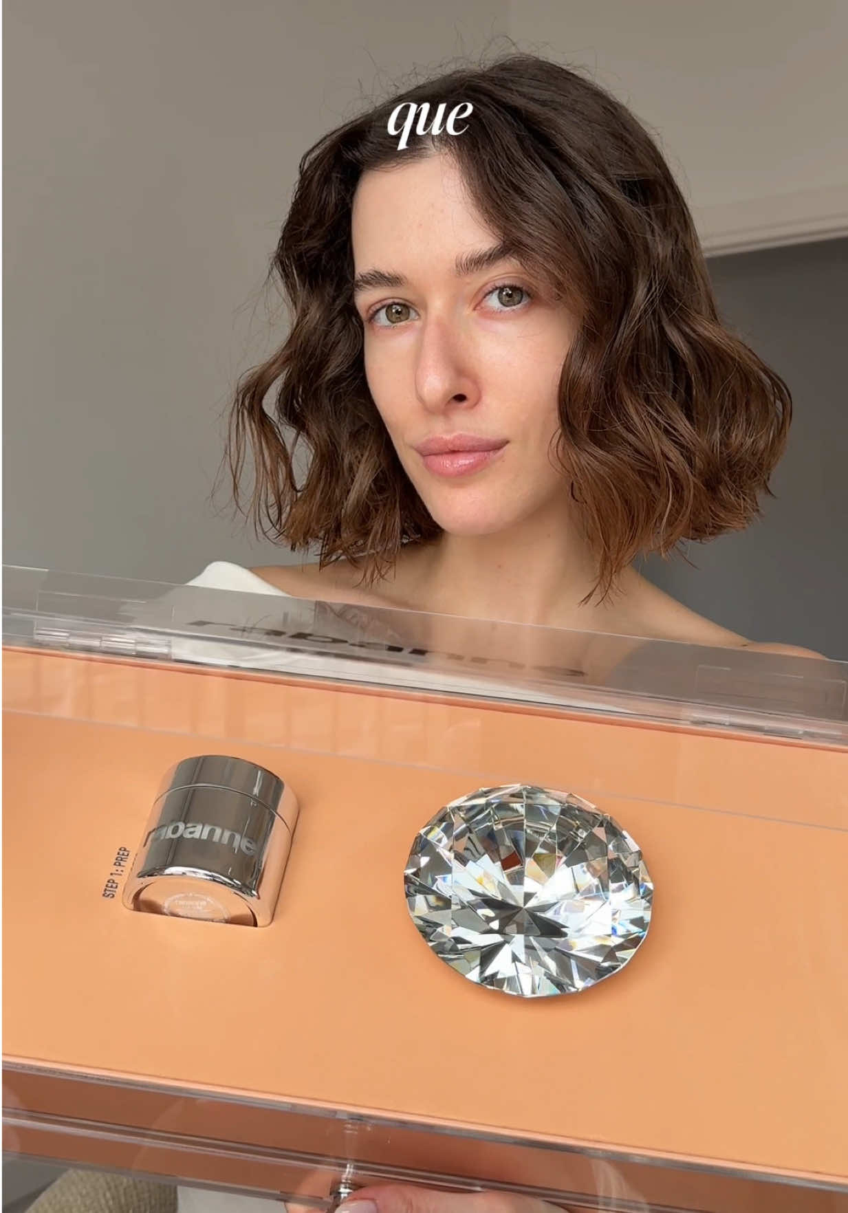 La clave para que tu maquillaje se vea perfecto es tener una buena preparación de la piel ✨ Obsesionada con la nueva VIP Glow de @rabanne, hidrata, ilumina y alarga la duración de tu maquillaje 💎 #makeup *publi