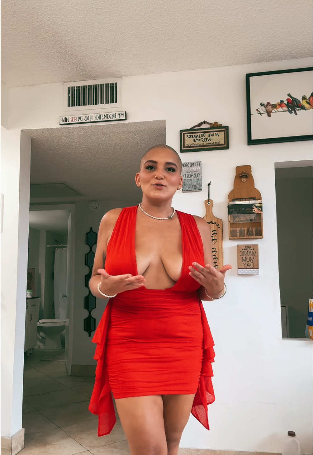 with the boombas or without.. keep or return the dress? i’m stressing over this lol #boomba #tiktokshop #tiktokmademebuyit 