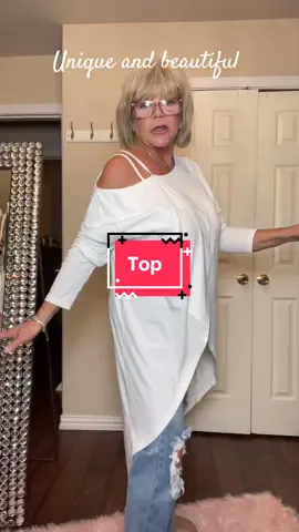 Beautiful Younique top #Top #Blouse #AsymmetricalTop