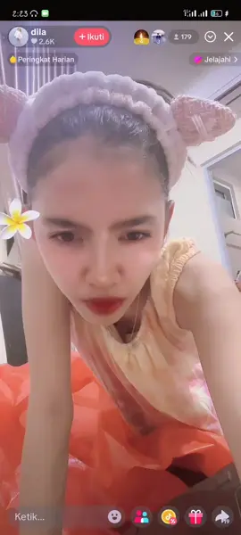 tipis² aja dulu,klo rame yg gift..di lanjut yah