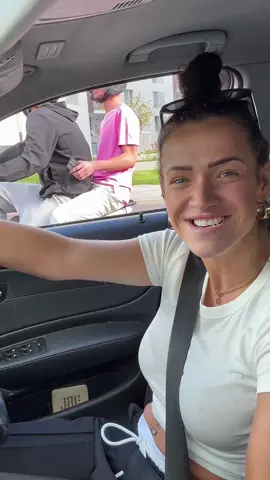 On ce fou de moi non? 😂😂 #funnyvideos😂 #humor #prankvideo #drole #foruyou 
