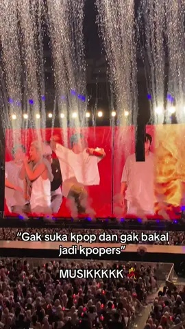 Langsung terjun ke lapangan 🫣 Nelen ludah sendiri 😆  #seventeen #carat #fyp 