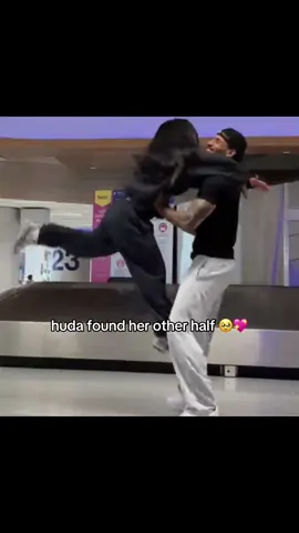 huda and louis 🥹 #LoveIsland #loveislandusa #loveislandseason7 #huda #viral @hudabubbaaa 