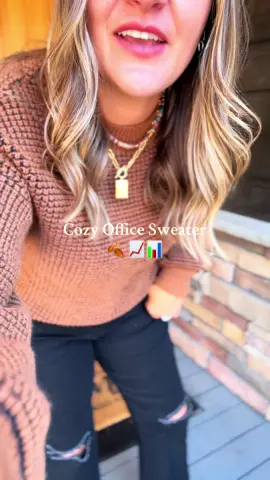 This cozy sweater is perfect for the workplace #workplace #officesweater #sweater 