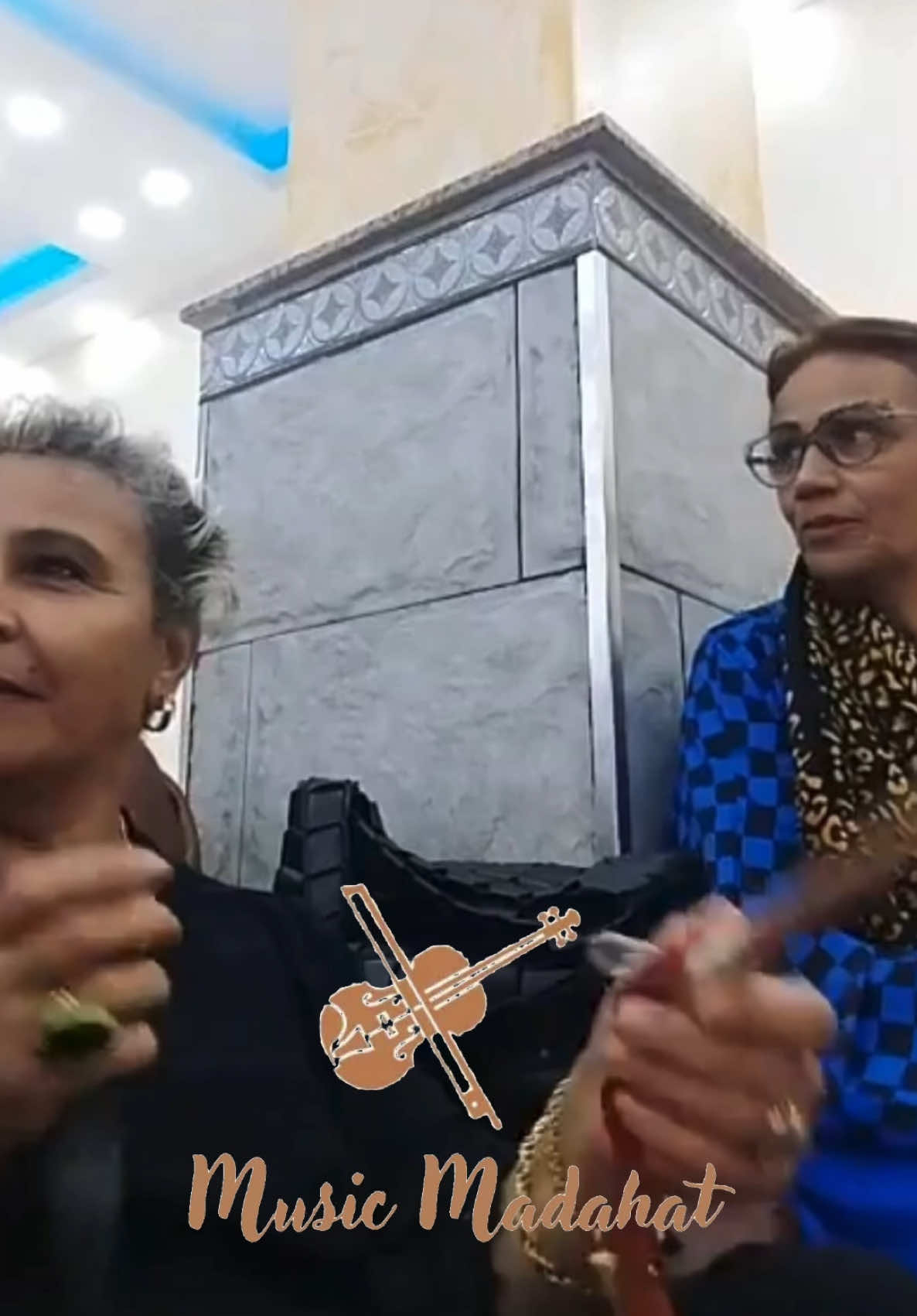 @Cheikha bourjia mosta Avec Groupe Madahat #Pourtoi #fyp #madahat #music_madahat #mosta 
