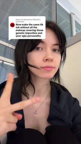 Replying to @Homeless Wizard  helllo everyone!! 