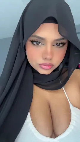 #foryou #hijabstyle #reelstv #ai #LIVEIncentiveProgram 