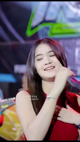 sabar😊 #yesaoktafia #sabarsadewok #panglimamusic #gumilangentertainment #yesaoktavia 