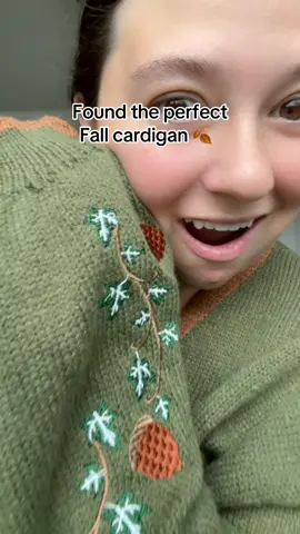 Literally the cutest fall cardigan! Fox Leaf Cardigan #tiktokshopblackfriday #TikTokShopHaul #tiktokshopholidayhual #tiktokshopholidaydeals #fallfashion 