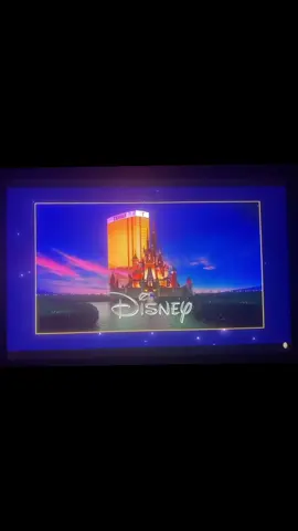 You can watch h the full video on youtube. LUBACH SHOW.  Lubach did it again! 🇳🇱  #jimmykimmel #america #fyp #disney #comedy 