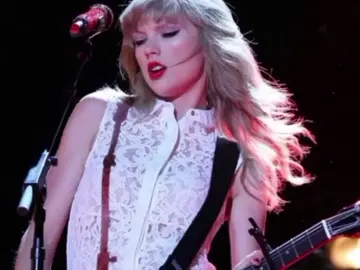 meus vídeos tão ficando uma merda😭 q ódio contagem regressiva pro THE LIFE OF A SHOWGIRL dia 4: red ❤️ 11 dias gnt, PQP😭 #taylorswift #red #foryoupage #fypage #fyp 