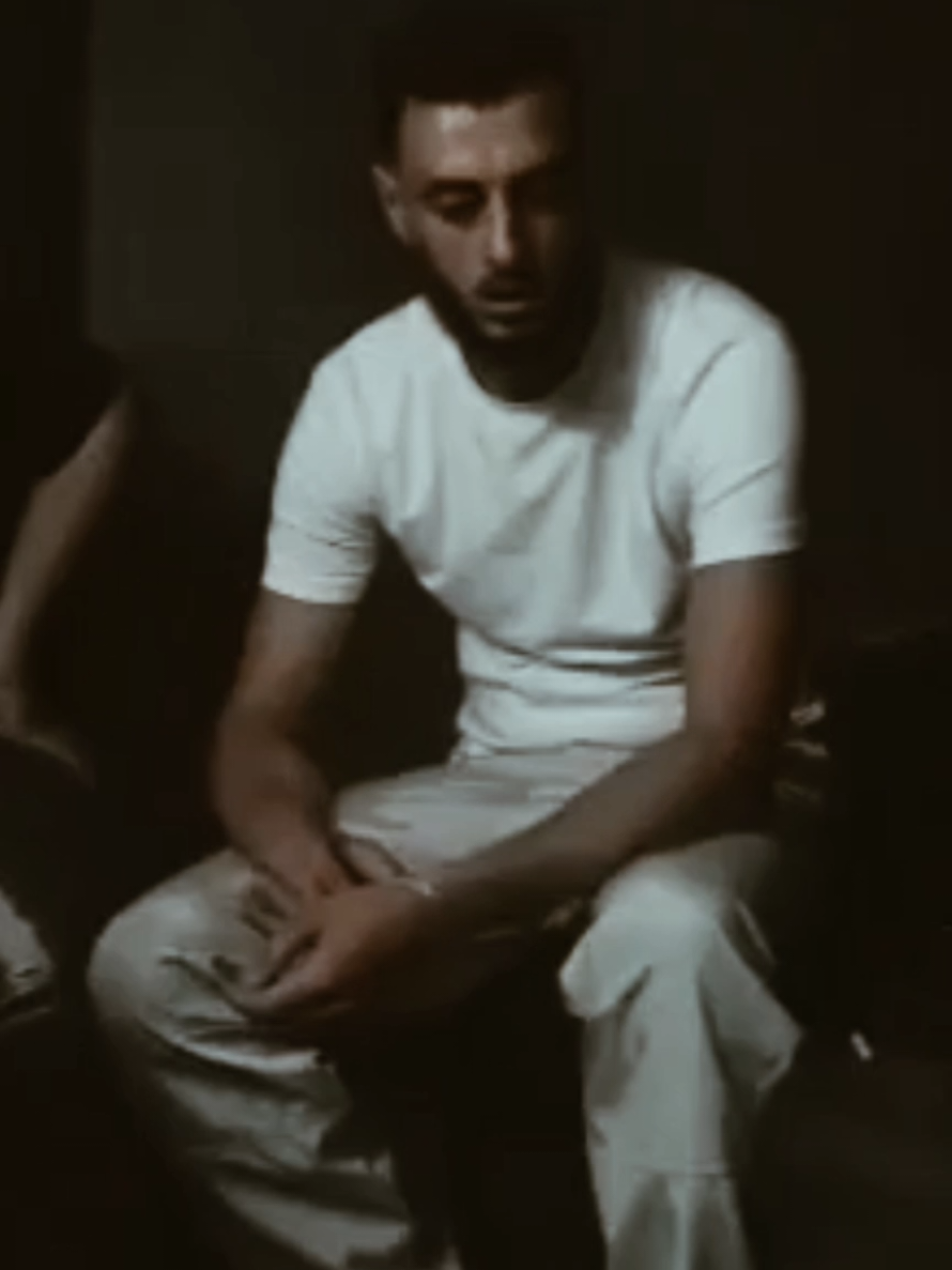 #fypシ゚viral🖤tiktok #الشعب_الصيني_ماله_حل😂😂 #hakimliberta_16 #إقليم #غربة @HAKIM LIBERTA 🦅🦅 @𝗗𝘇🔥🇩🇿 
