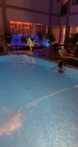 Ma journée d'aujourd'hui piscine ☺️