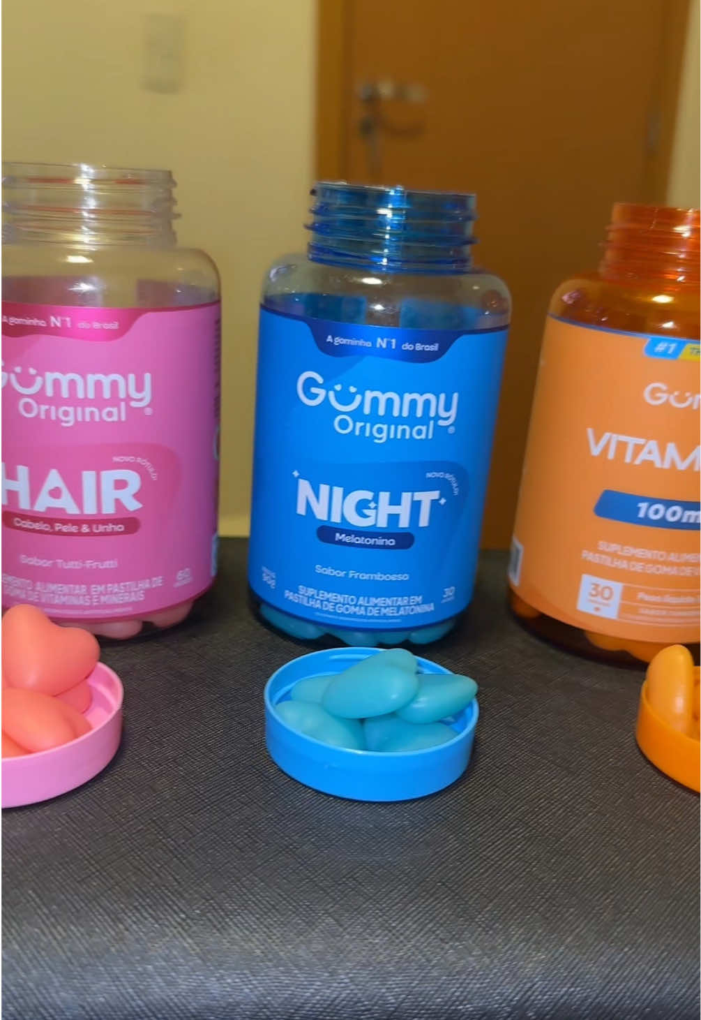 O kit que a sua saúde precisava! Aproveita já essa promoção imperdível e garanta já suas Gummy’s com um precinho que cabe no seu bolso. 🥰❤️ #gummy #kitgummy #vitaminac #melatonina #cabelo 