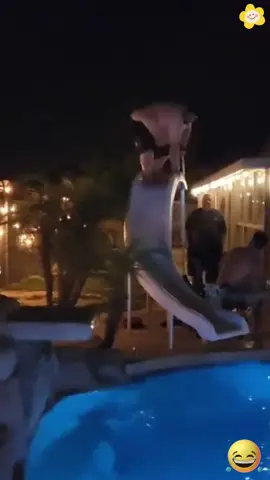 Interesting diving. #funny #funnyfail #fyp #fail 