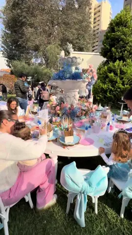 Sofía todavía no entiende las princesas ajajajaja solo le importa las ardillas  #bebe #sofia #1año #virales #cumpleaños 