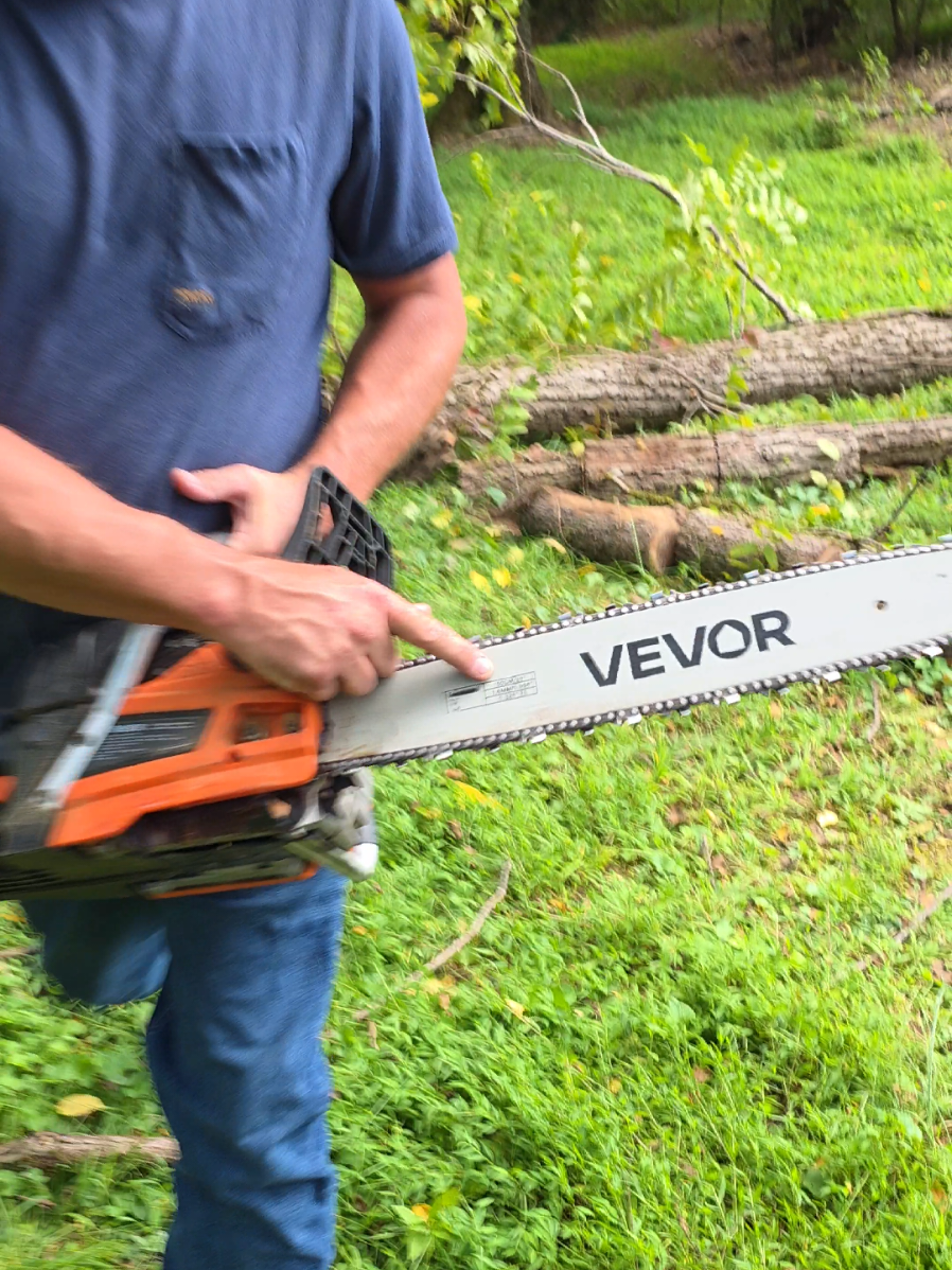 #woodcutting #tree  #saw  #tools  #outdoorprojects The VEVOR 62cc Gas Chainsaw with a 20-inch bar and 3.8 HP engine delivers powerful performance for wood cutting, tree trimming, and land clearing. Built tough for farm, ranch, and outdoor projects.