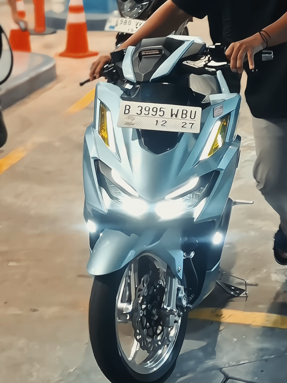 nyoba si biru🙂‍↔️😋 #vario160 #vario160cbs #masukberandafyp #foryoupage #fyppppppppppppppppppppppp 