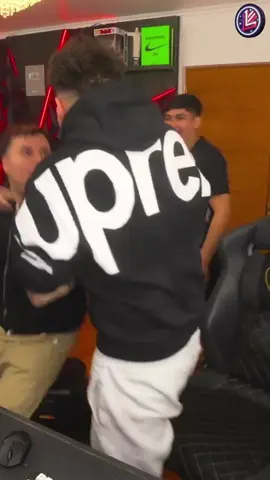 SE CAGARON ENTERO #paratii#virale #viralvideos #viralreels #foryoupage #foryou #fyp #fpyyyyyyyyyyyyyyyyyyyyyyyyyyyyyyyyyy #kick #kickclips #clipskick #clips #humor #risa #reelsinstagram #reels #kickargentina #jongotti #pooh #bykingcl