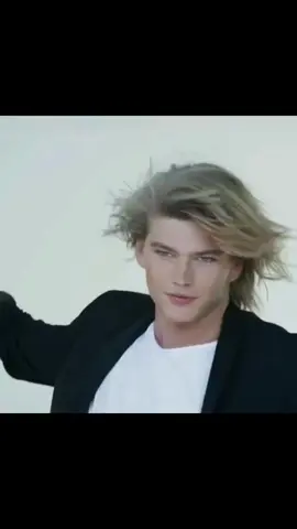 Unreal Beauty #jordanbarrett #jordanbarrettedit #looksmax #model #looksmaxing 