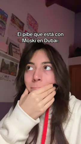 La conversación más normal entre moski y el otro, tengo 38 de fiebre pero acá estoy