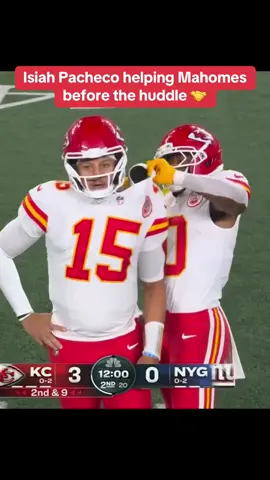 (📺 NBC) #chiefs #nfl #friends #espnsocial 