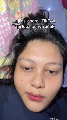 🐱 : mamah teh nonton apa?
