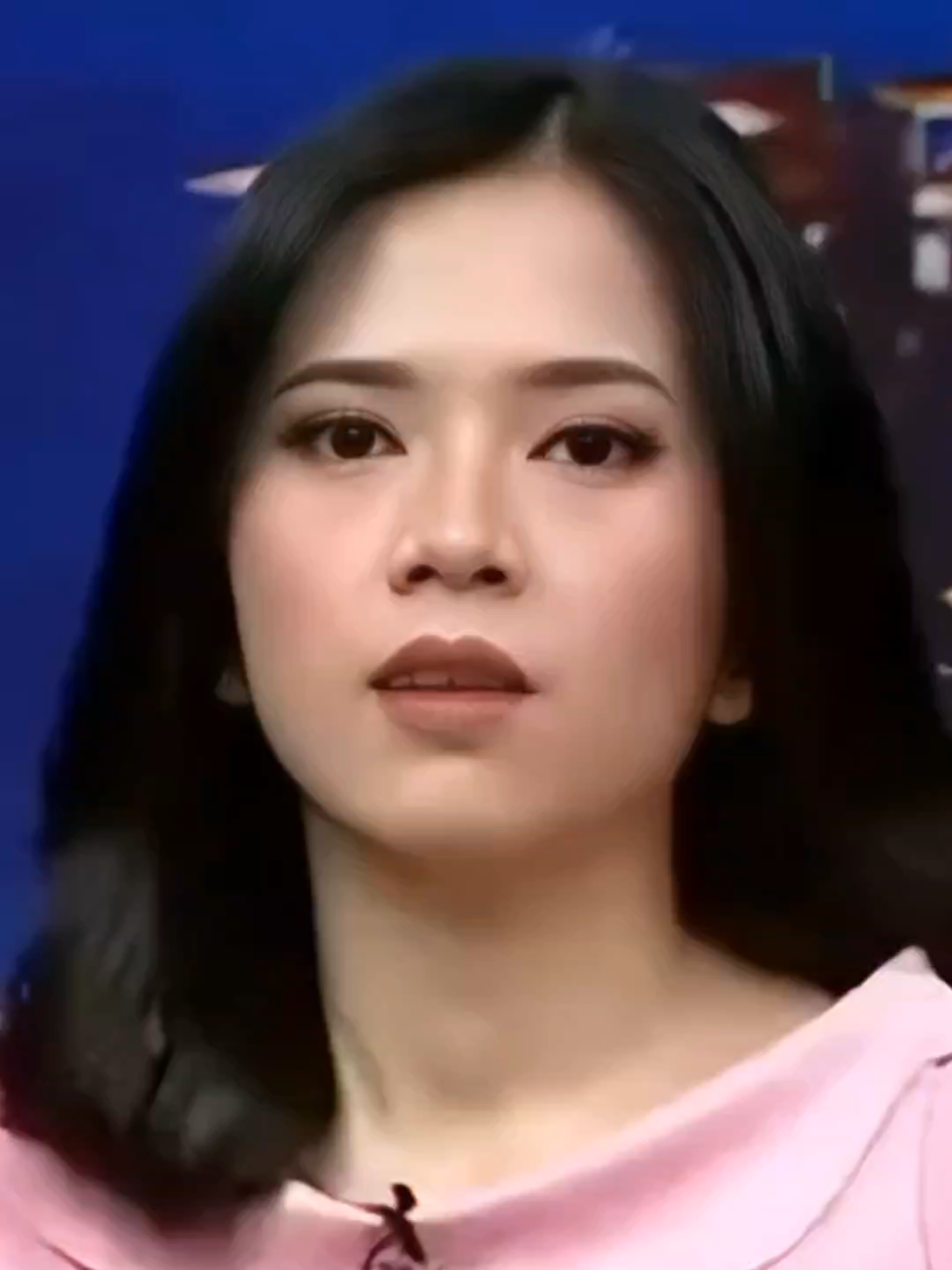 #vennakintan  #presenter  #tvone  #apakabarindonesiamalamtvone  #shorts 