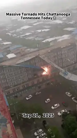 Massive Tornado Hits Chattanooga Tennessee Today #storm #tornado #tornadowarning 