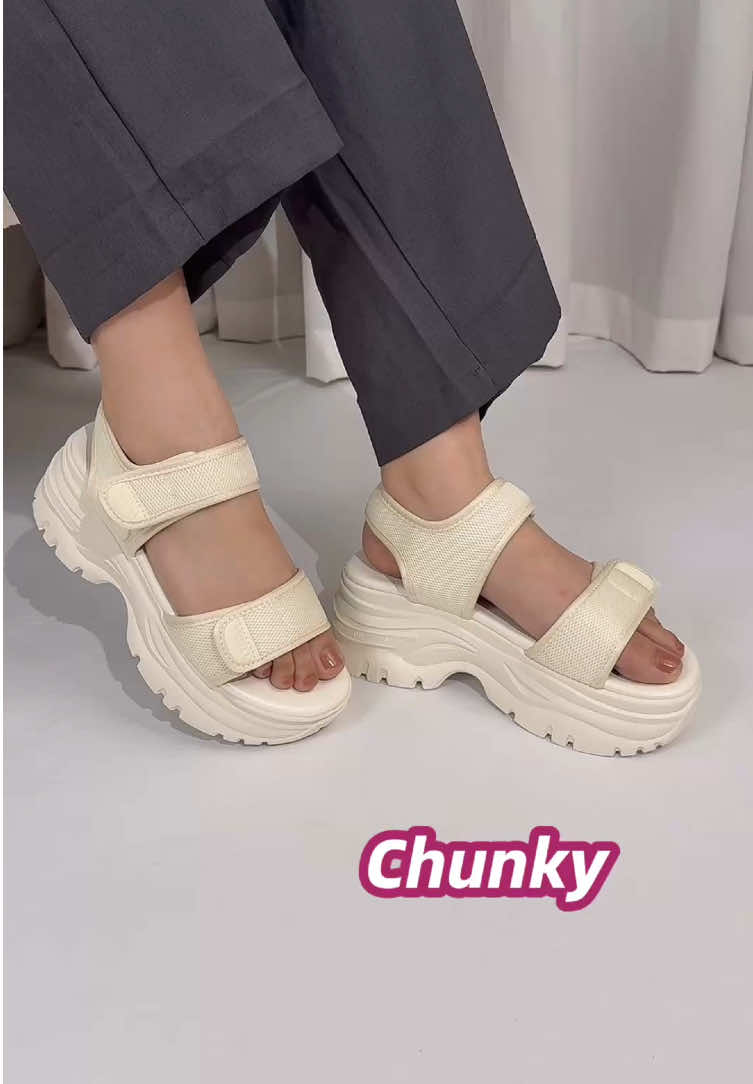 Check the yellow basket! #fyp  #TikTokShopFashion #foryou #yotoshoes #chunkysandals 