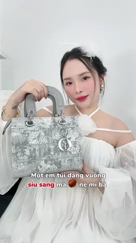 Túi đẹp, sang & box xịn sò làm quà tặng cũng okila lắm nhaa 💝💓#mekemdaily #review #tuideocheo #xh #quatangnguoiyeu 