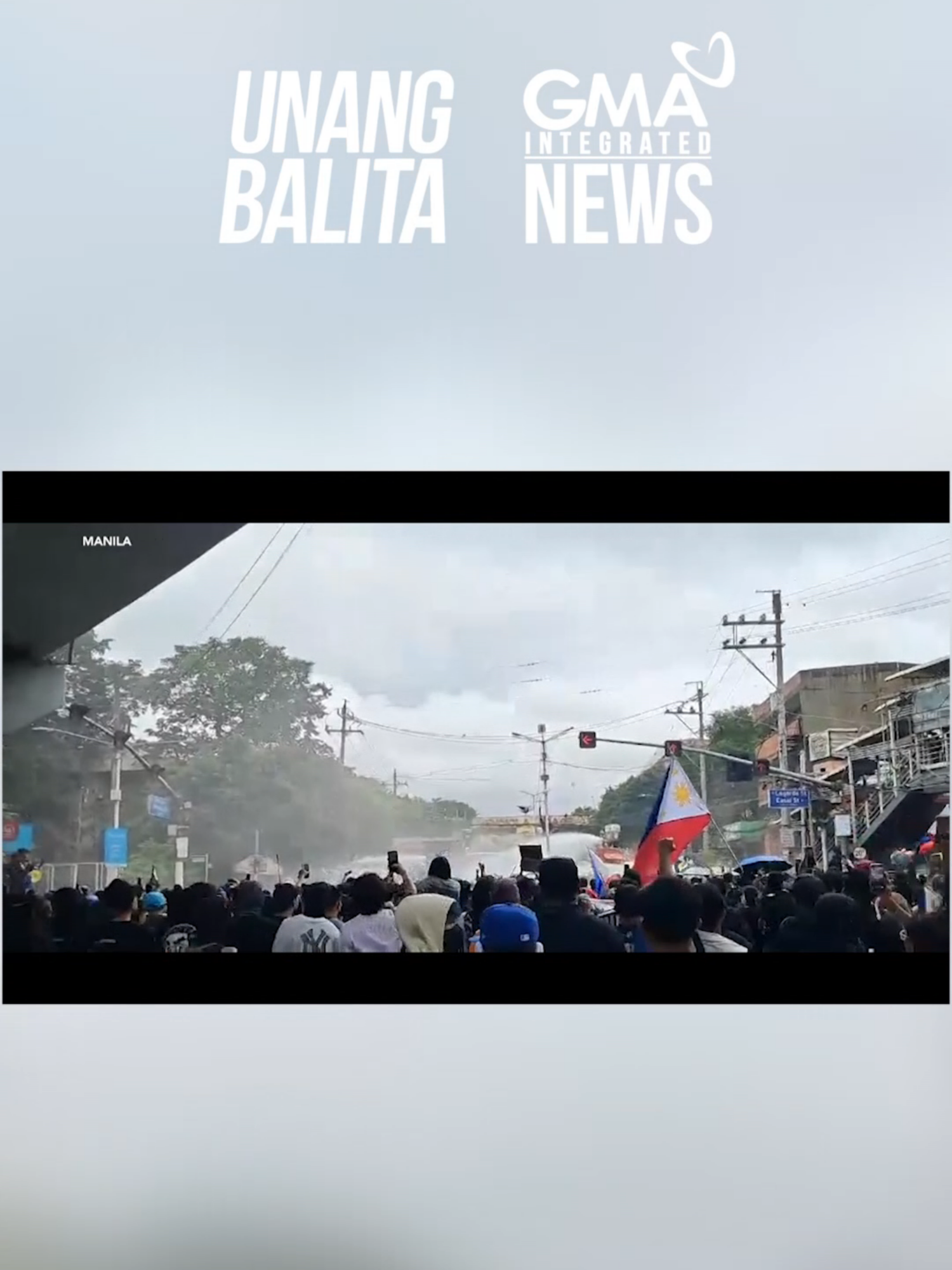 Ilang pulis at kabataan, nagkainitan sa rally sa Mendiola; Mga nanakit at nanggulo umano, arestado #shorts | Unang Balita #GMAIntegratedNews