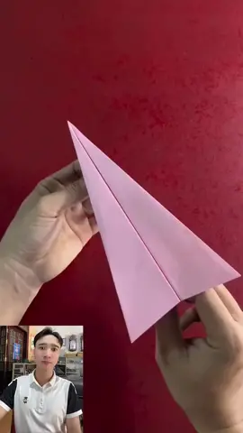 How to fold a simple origami airplane ✈ fly fast through a hot air balloon 150M away #origami #tiktok #gapmaybaygiay #paperplane #airplane 