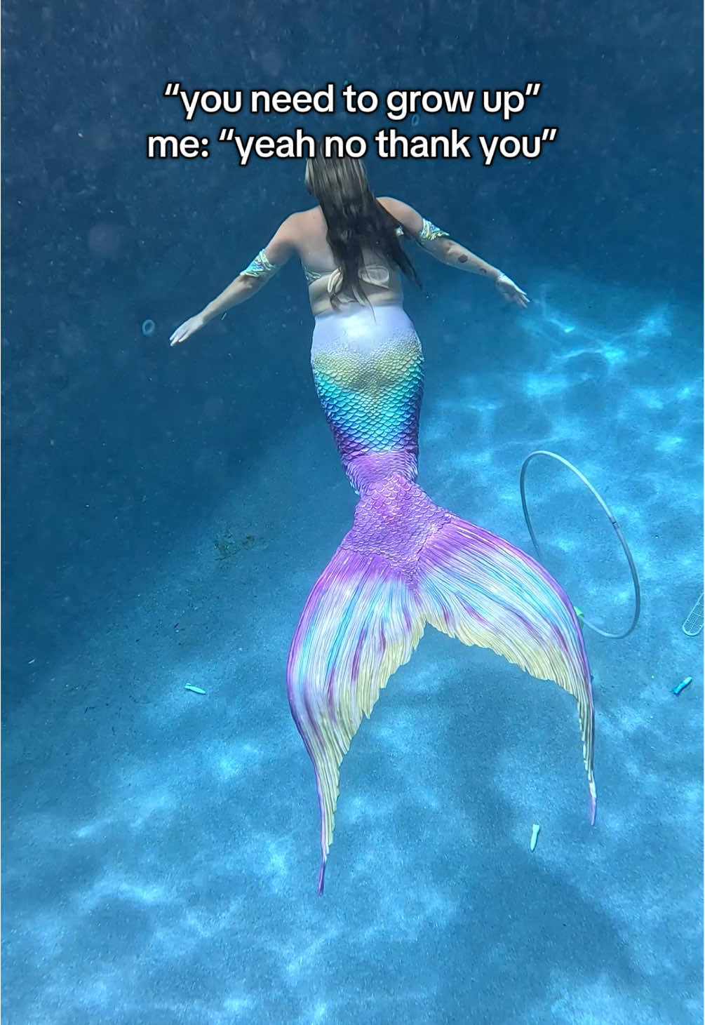 this is the good life 📸 @HaveTailNeedWater  #h2ojustaddwater #makomermaids #mermaidtail #siliconemermaidtail #mermaids 