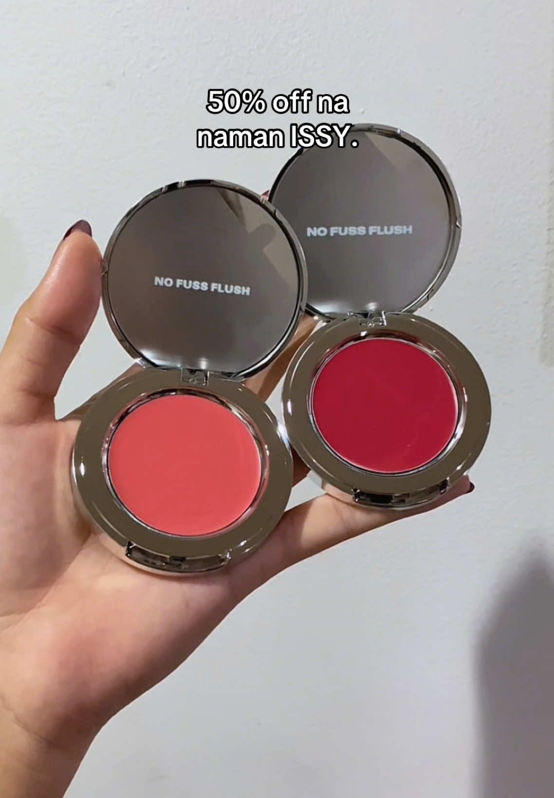 Biliiis, habang naka sale na naman si @Issy Cosmetics. #issy #cremecheekblush  #blush #sale #creamblush 
