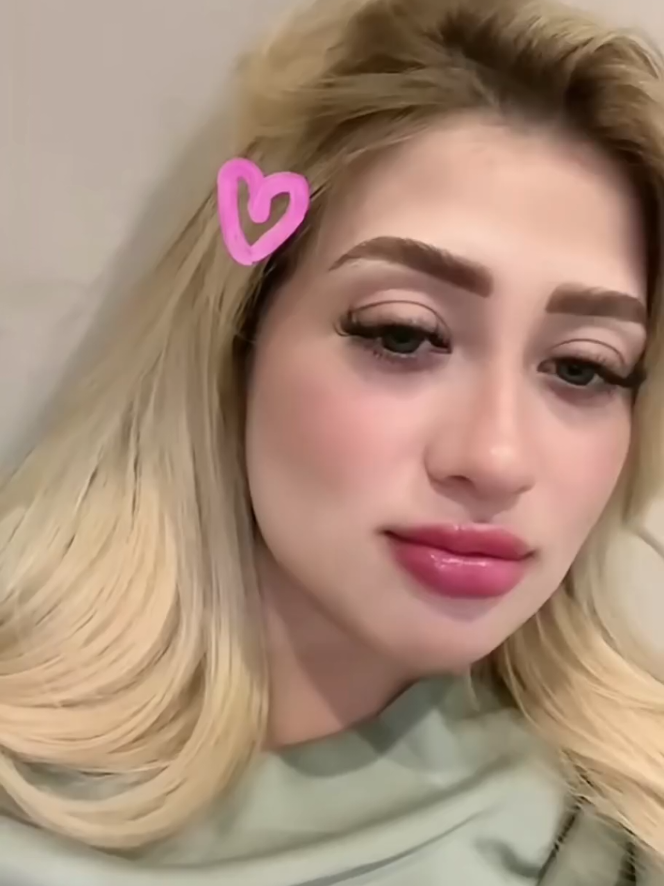 mi güerita hermosa. 🥺🕊️⚖️⚖️⚖️⚖️