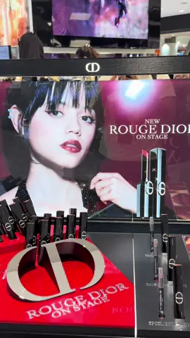 Dior ဆိုးချင်တဲ့သူတွေကိုရောင်းပေးပါမယ်#ရင်ဘတ်ကြီးနဲ့ပဲရွေးပေးတတ်တဲ့htet #htetskincareandcosmetic 