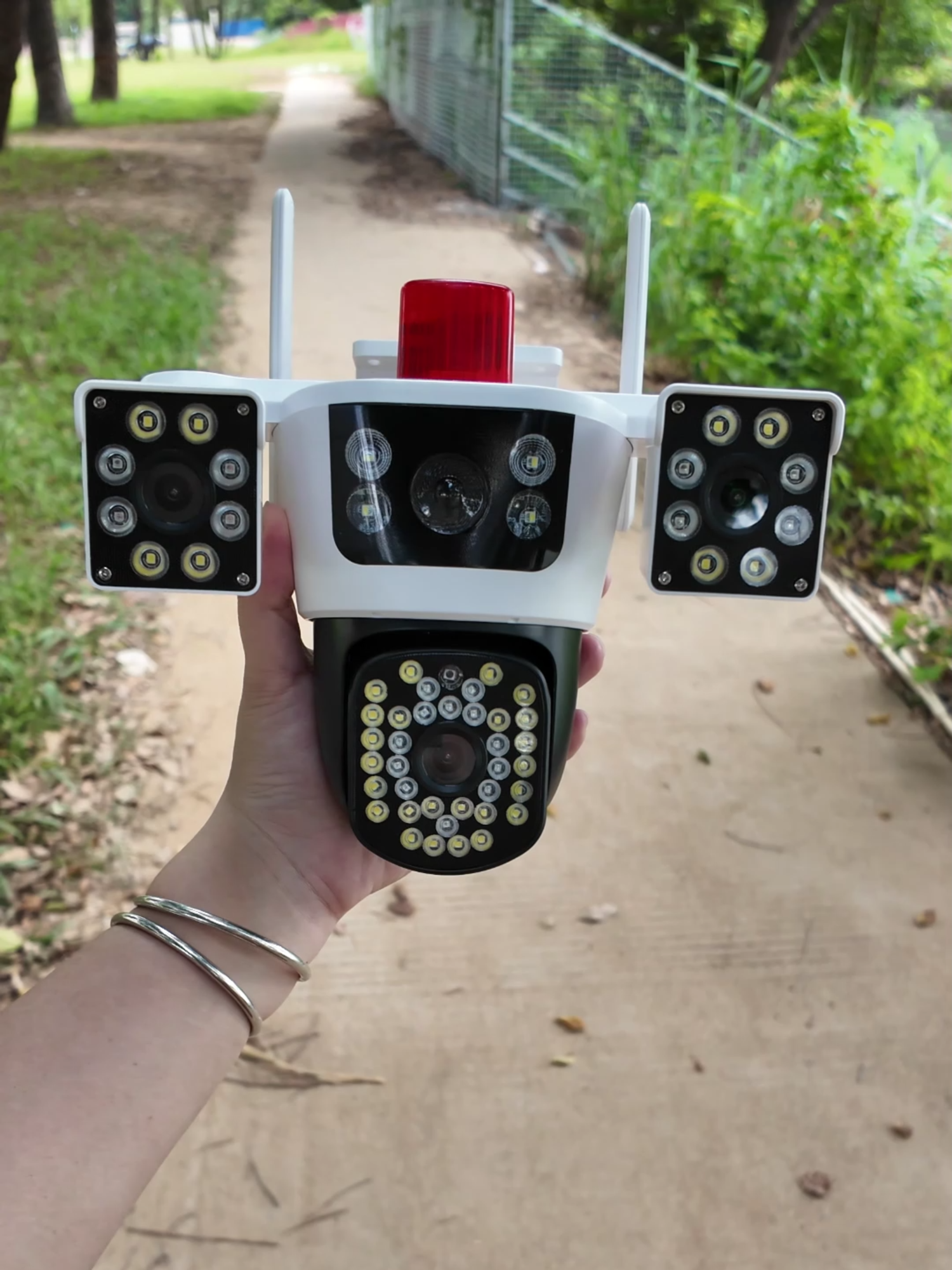 Camera 3 mắt Yoosee - Xem ĐêM Rõ RàNg - Hỗ Trợ ĐàM ThoạI Camera NgoàI TrờI ChốNg NướC #camera #camerawifi #cameraanninh #camerayoosee #tiktokshop #xuhuong #thuytinhtuy #yoosee #tiktok #camera3mat
