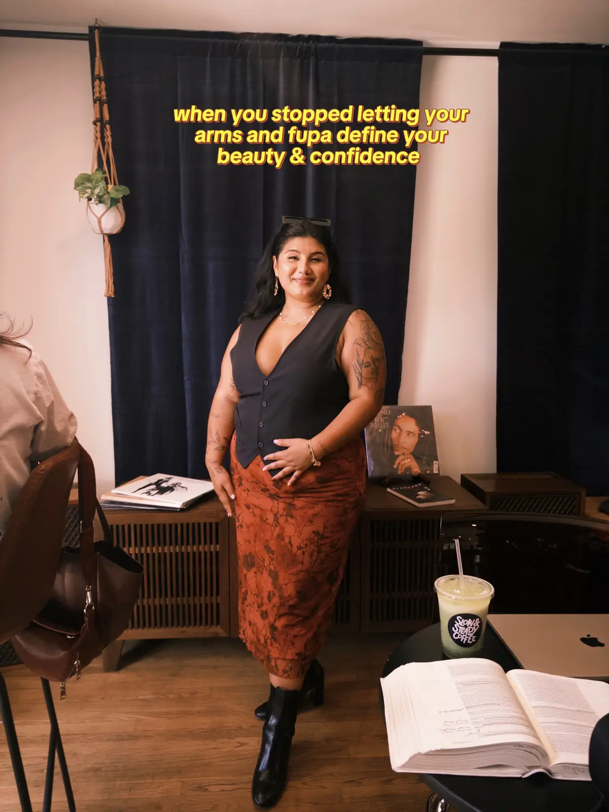 For so long I was ashamed of my curves and my body… but as I’ve focused this year on healing my body after finding out I have PCOS, I realized… I deserve to love my body even more! I’m learning to not be ashamed of my arms not being toned or my stomach not being flat… I’m still beautiful no matter what.  #pcos #midsizestyle #midsize #curvybodies #healingmyinnerniña 