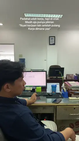🧠 : “freelance apa ya yg bisaa nambahin pengasilan”  P info  #duniakerja #corporatelife #fyp #karyawan #budakcorporate 