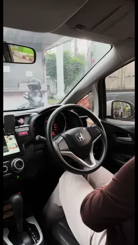 อาจจะเป็นจริงได้ดีที่สุดแค่“ในฝัน” #jazzgk #ขับรถ #hondajazz #ผู้หญิงขับแจ๊ส #ผู้หญิงขับรถ 