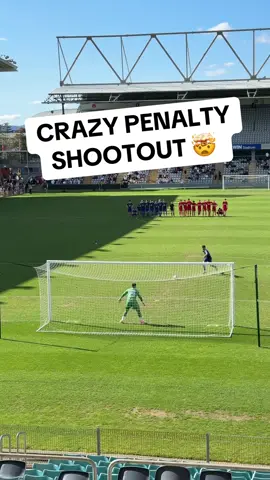 It went off at the Illawarra Premier League Youth Grade final! What a shootout 🏆🧤  #penaltyshootout #goalkeeper #wollongong 