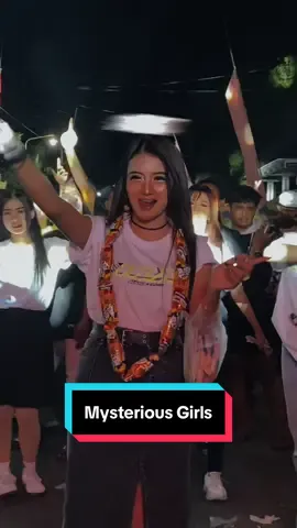 Oleh file Dancer Ngene Iki Tak Anggep Bonus.,Ngerti Dewe Nek Acara Lek Enek Sing Mening Langsung Dikupeng Sampek Gak Ketoro Irunge 🤭🤭🤭 @HESTI METTA R. @kenferry88 #pemburuhoreg #soundhoreg #karnaval2025 #fyp #beranda 