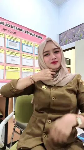 Yuk semangat senin @bidanretha #fypage #asn #pns #cpns #cpnscantik 